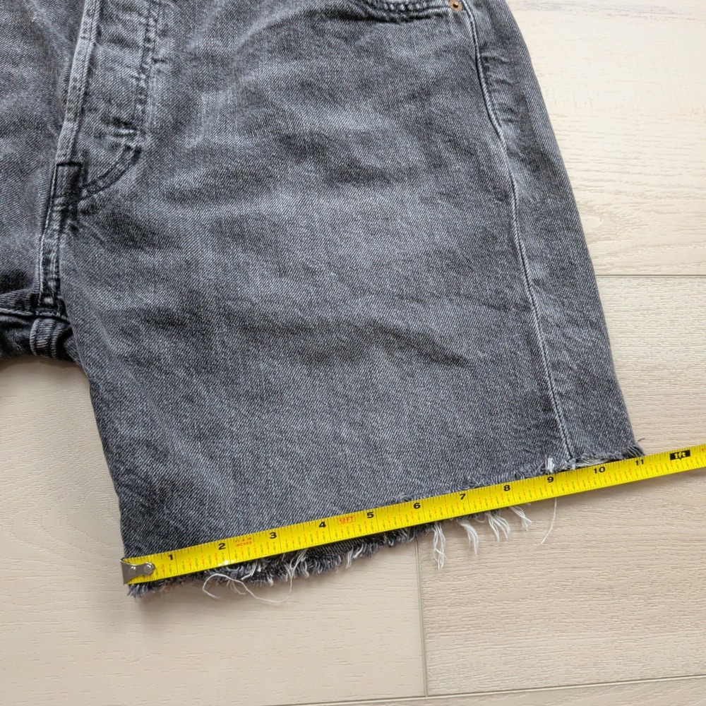Levis Premium 501 93 Mens Washed Black Gray Denim Cut Off Shorts Size 36 - Picture 11 of 12